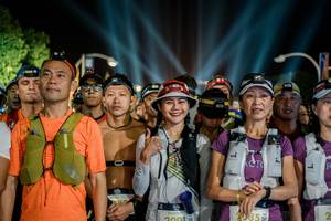 BIB: 2001, 
                            <button type="button" onclick="openModal(22791039)" class="btn btn-primary btn-sm float-right btn-popup" data-toggle="modal" data-target=".modal-high-quality">
                        <i class="fas fa-shopping-cart"></i> Add to Cart
                    </button>
                                            <button type="button" onclick="isThisMe(22791039, true)" class="btn btn-success btn-sm float-right btn-popup btn-isme hidden" data-toggle="tooltip" data-placement="bottom" title="นี่คือรูปของคุณใช่ไหม คลิกที่นี่เพื่อเอาเข้าอัลบั้ม">
                        <i class="fas fa-plus"></i> Add to album
                    </button>
                    <button type="button" onclick="isThisMe(22791039, false)" class="btn btn-warning btn-sm float-right btn-popup btn-isnotme hidden">
                        <i class="fas fa-ban"></i> Remove from album
                    </button>